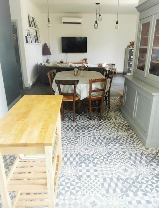 Maison Avec Piscine Dans Village Provencal. Courthézon 외부 사진